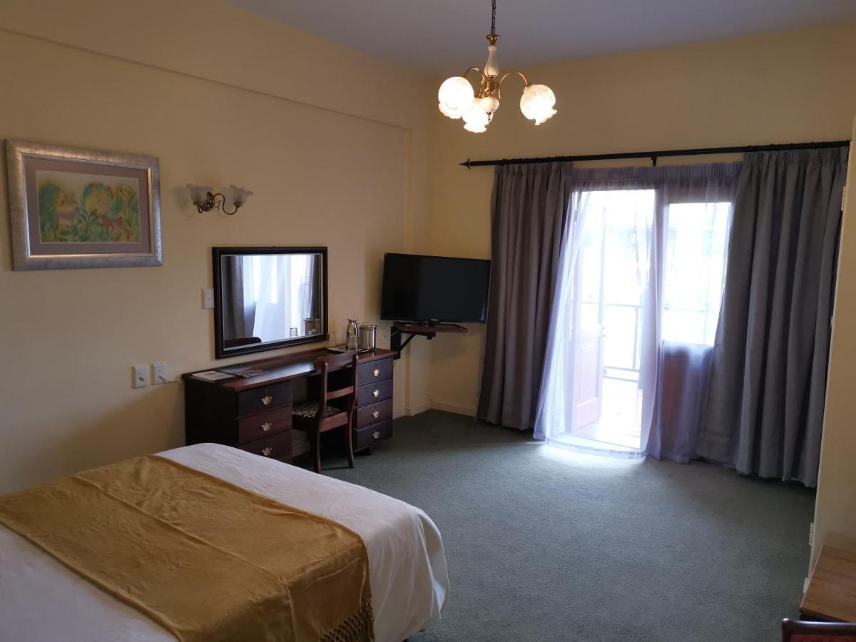 Magoebaskloof Hotel Tzaneen Bagian luar foto